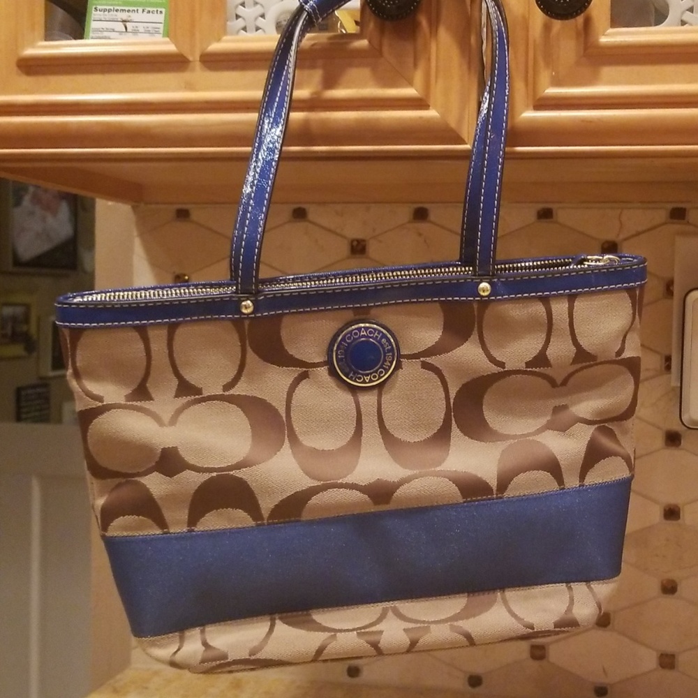 Coach handbag